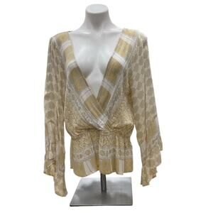 NWT Free People Women’s Top Size XL Long Sleeves Low Cut Neckline Viscose Cream